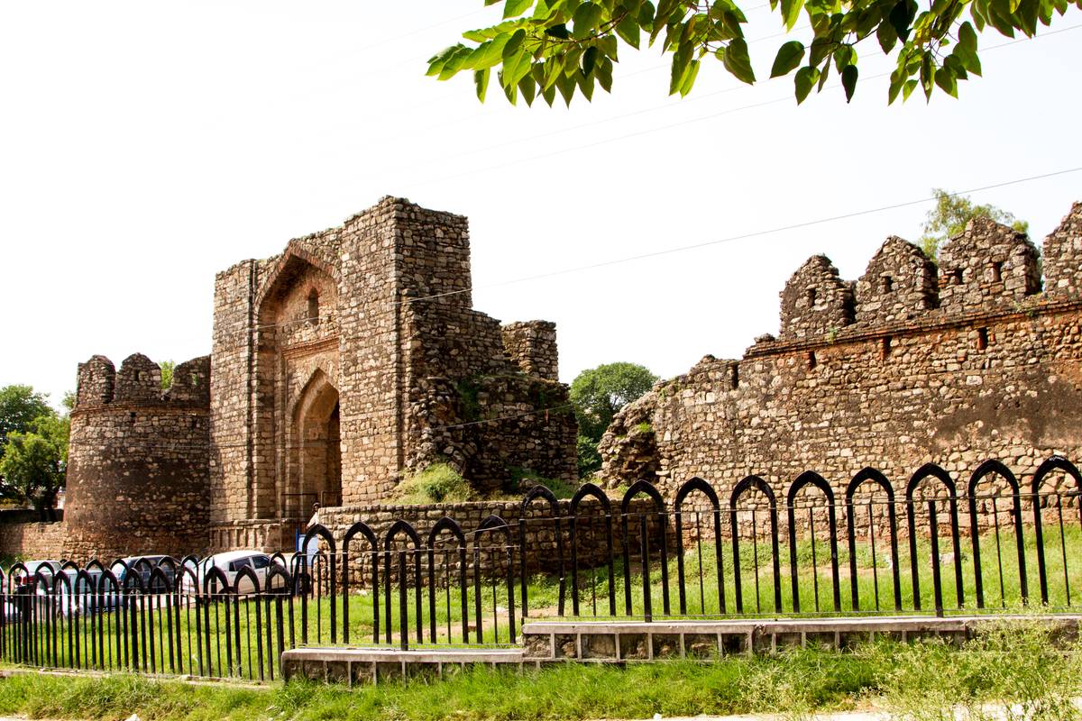 The east gate and crenellated walls of Rawat Fort
